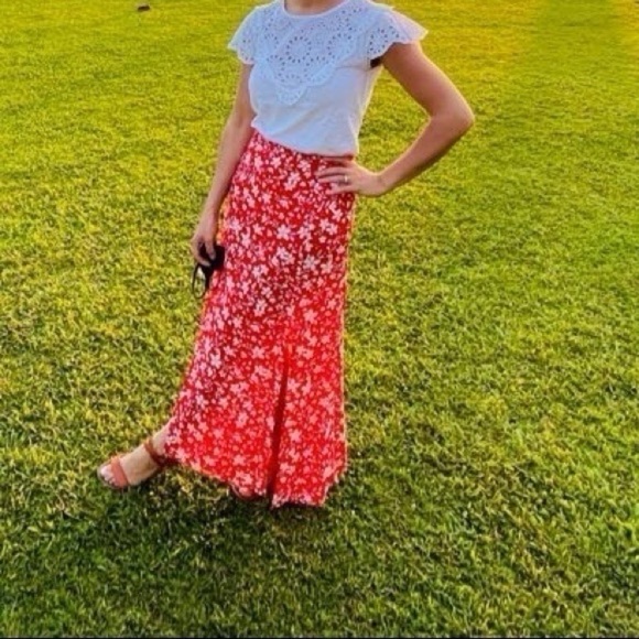 Topshop Austin Floral Front Slit Skirt In Red - Picture 1 of 7